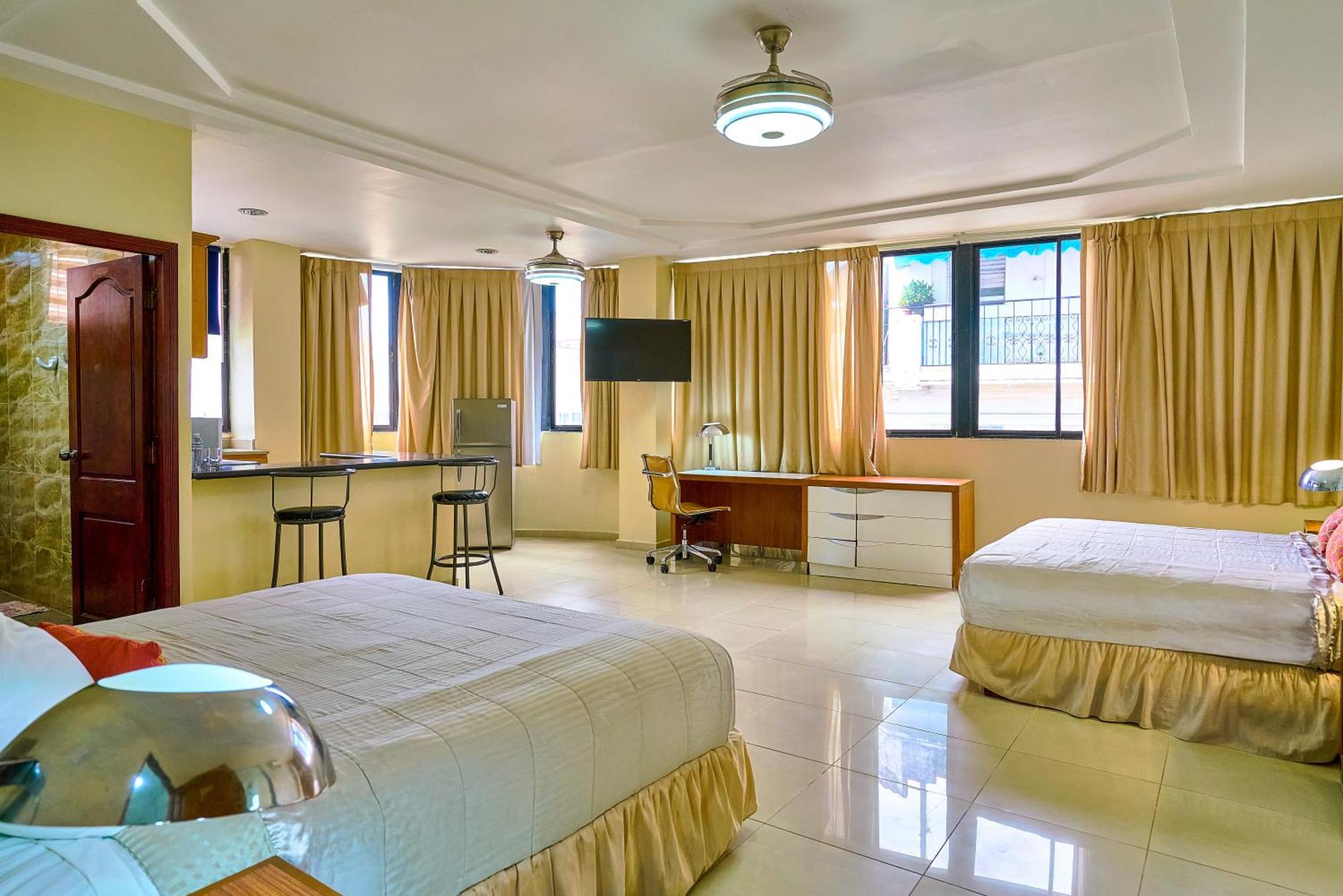 Hotel Libertad At Historic Main Street Santo Domingo Dış mekan fotoğraf