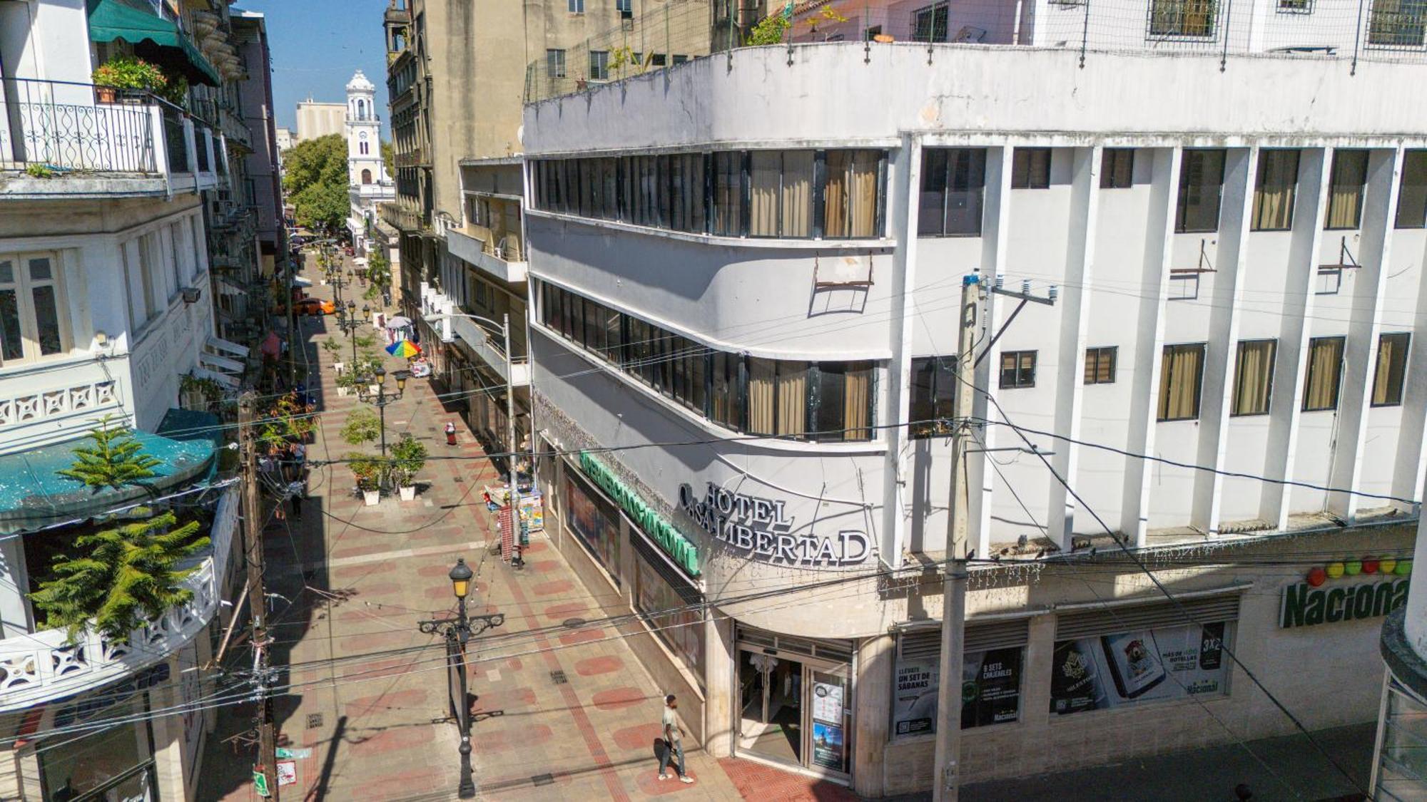 Hotel Libertad At Historic Main Street Santo Domingo Dış mekan fotoğraf